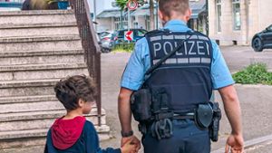 Vorfall in Stuttgart-Wangen: Polizei hilft weinendem Jungen bei der Suche nach seinem Zuhause