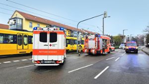 Schwerer Unfall in Stuttgart-Rot: Kind von Stadtbahn überrollt – Lebensgefahr