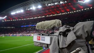 Bundesliga: TV-Rechte-Streit von DAZN und DFL wird schärfer