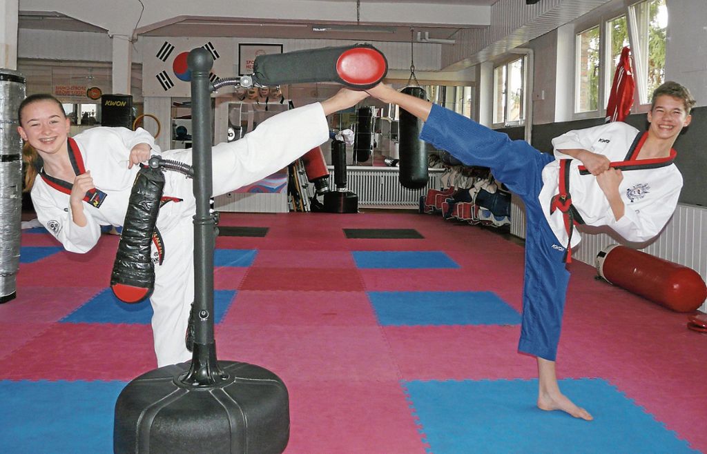 Julia Nufer und Patrick Kuzenko von der Taekwondo-Sportschule in Hedelfingen starten demnächst bei den Europameisterschaften: Auf die Performance kommt es an
