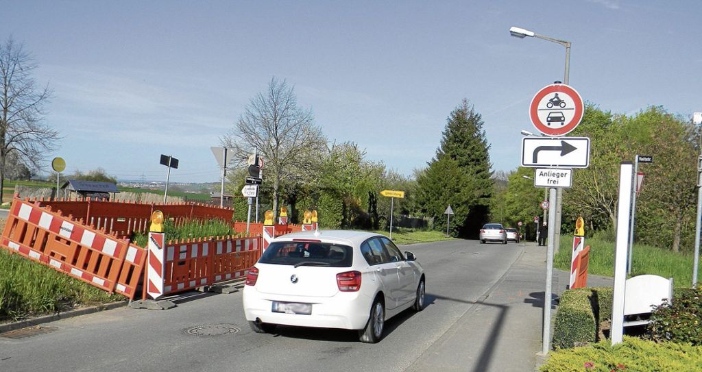 MüHLHAUSEN:  Anwohner klagen über viele Autos im Bereich Sonnenhof: Gelbe Karte für den Schleichverkehr