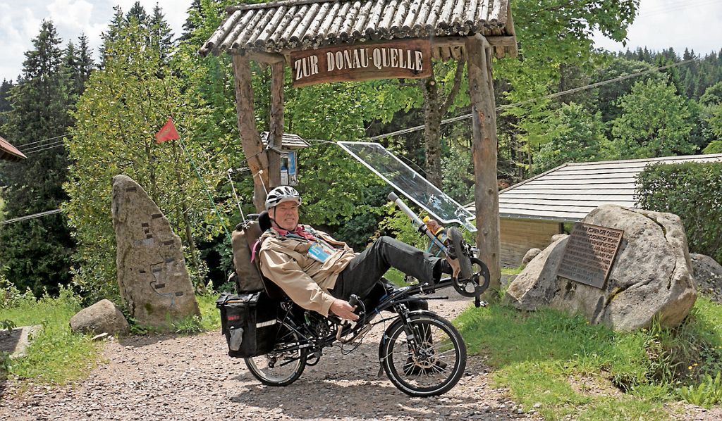 UHLBACH: Der 69-Jährige Uli Mang fährt mit dem Liegerad mehr als 3000 Kilometer - „Riesiges Abenteuer entlang der Donau“: Liegend vom Schwarzwald ans Schwarze Meer