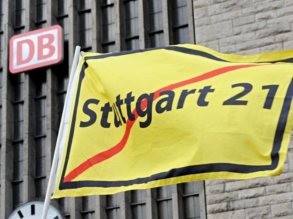 Geld für Opfer des harten Polizeieinsatzes gegen Stuttgart-21-Gegner