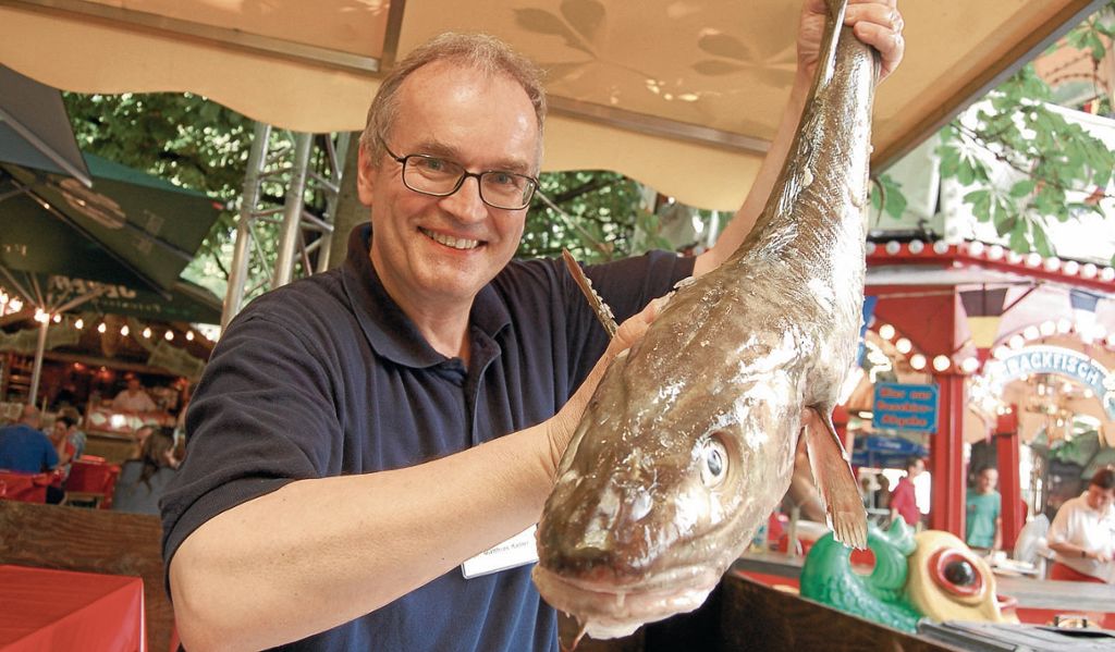 Matthias Keller alias „Dr. Fisch“ informiert von Freitag bis Sonntag: Experte beantwortet auf dem Fischmarkt Fragen