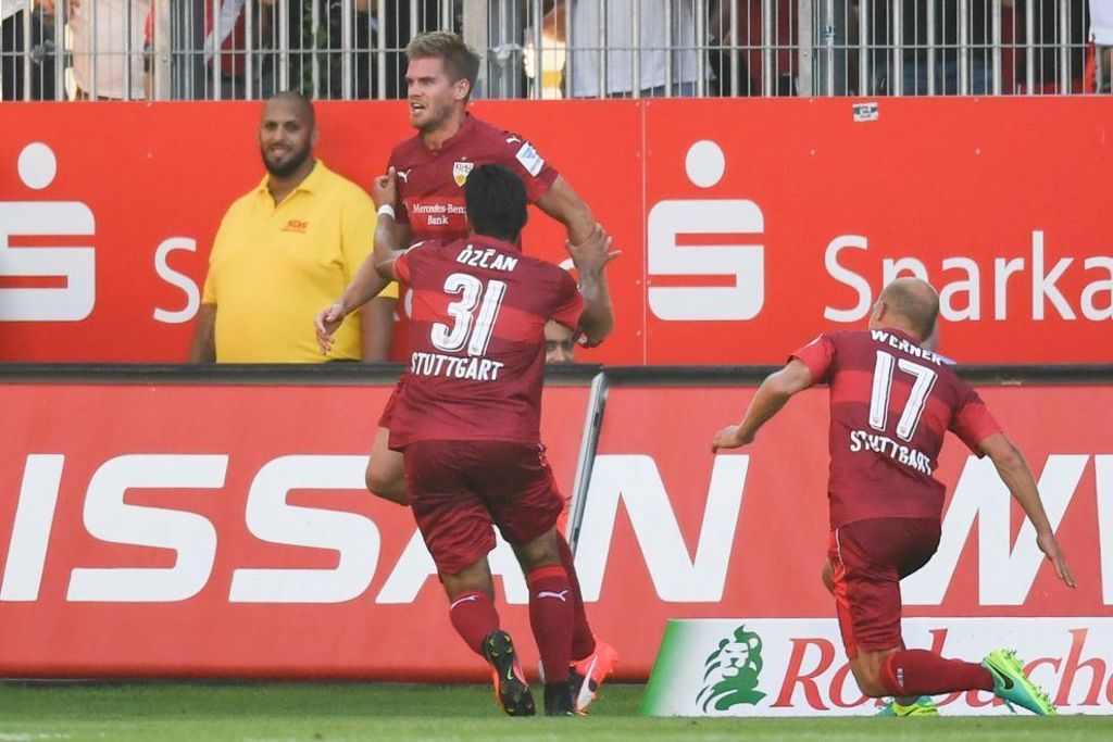 Erster Treffer von Terodde: VfB: In der Hitzeschlacht cool
