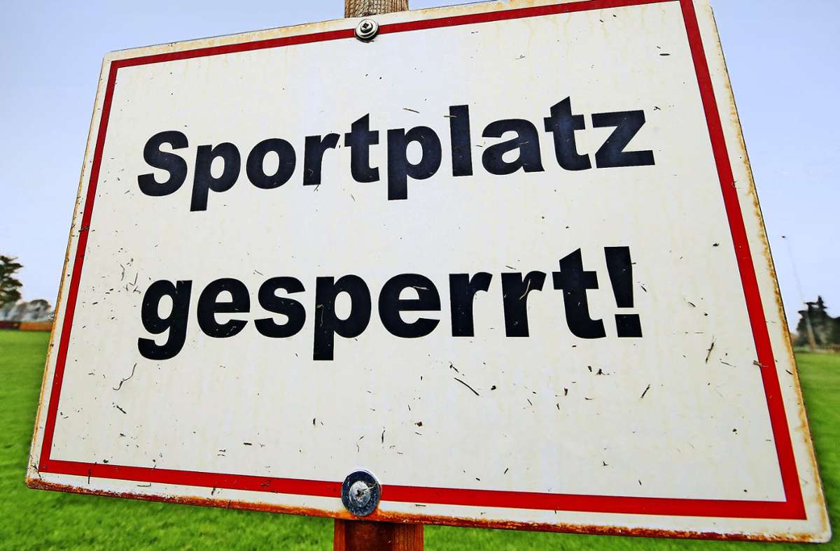 Stuttgarts Vereine dürfen wieder bewässern: TBU  steht ohne Fußballplätze da