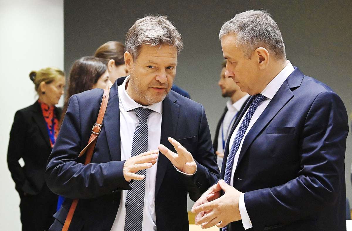 Wirtschaftsminister Habeck (li.) trifft Tschechiens Industrieminister  Sikela. Foto: AFP/J. Thys