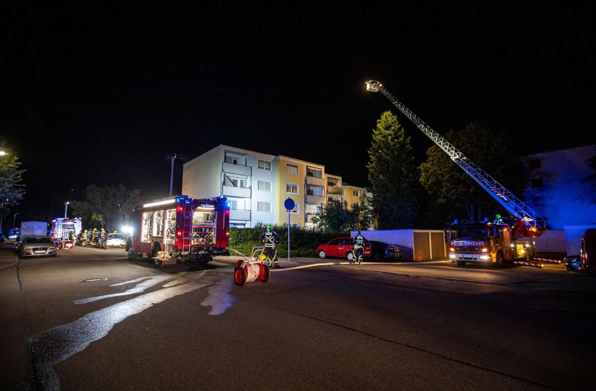 Einsatz in Münsingen: Mehrfamilienhaus wird nach Brand geräumt
