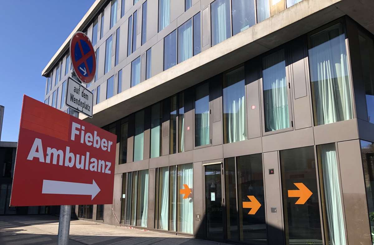 Sinkende Coronazahlen in Stuttgart: Fieber-Ambulanz im Neckarpark schließt