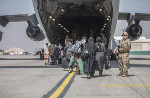 Die Evakuierung afghanischer Menschen, die sich vor der drohenden Gewalt der Taliban fürchten,   geht weiter Foto: AFP/Samuel Ruiz