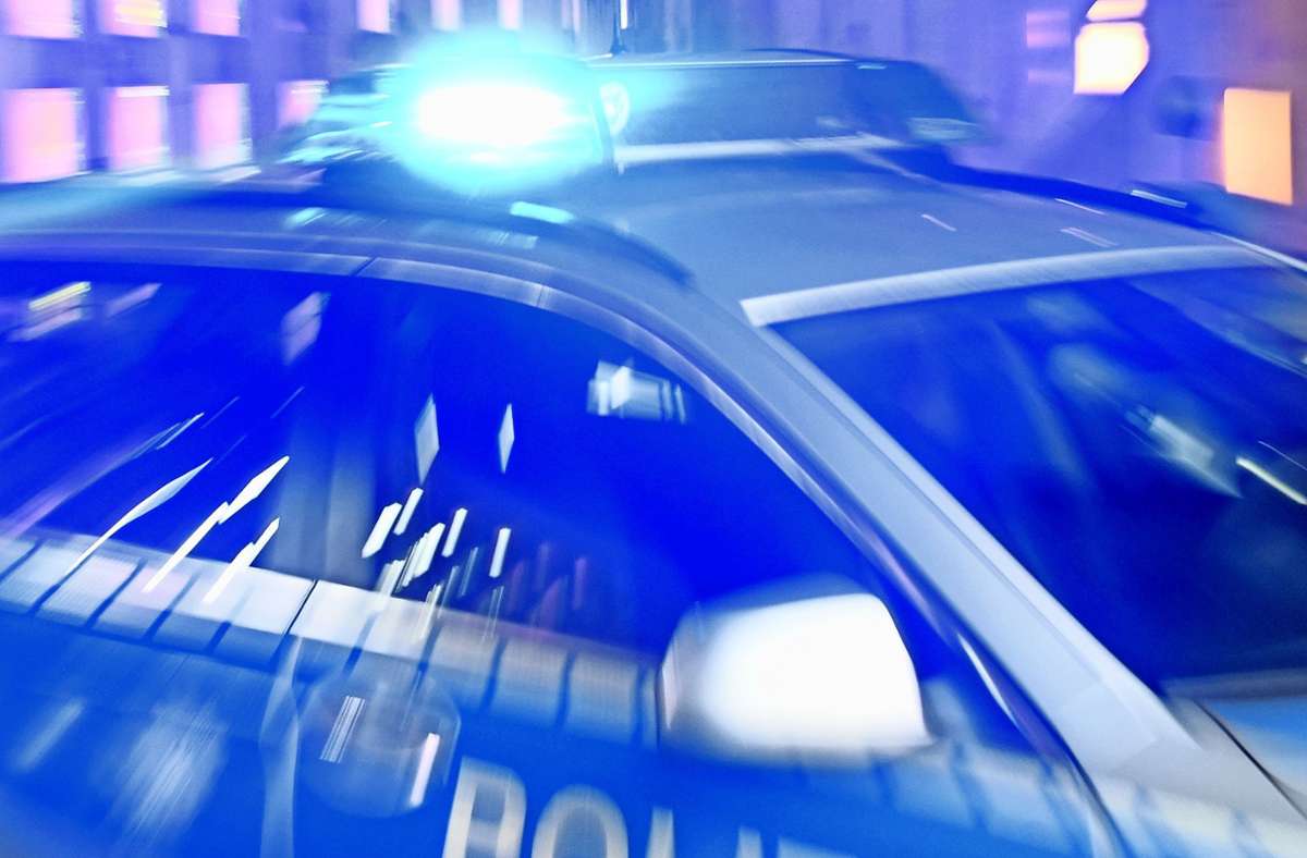 In Freiburg: Vier verletzte Fußgänger –  Polizei sucht Lkw-Fahrer