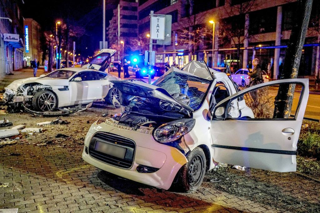 Am Mittwochabend war es zu einem tödlichen Unfall gekommen: Polizei nimmt Rosensteinstraße in den Fokus