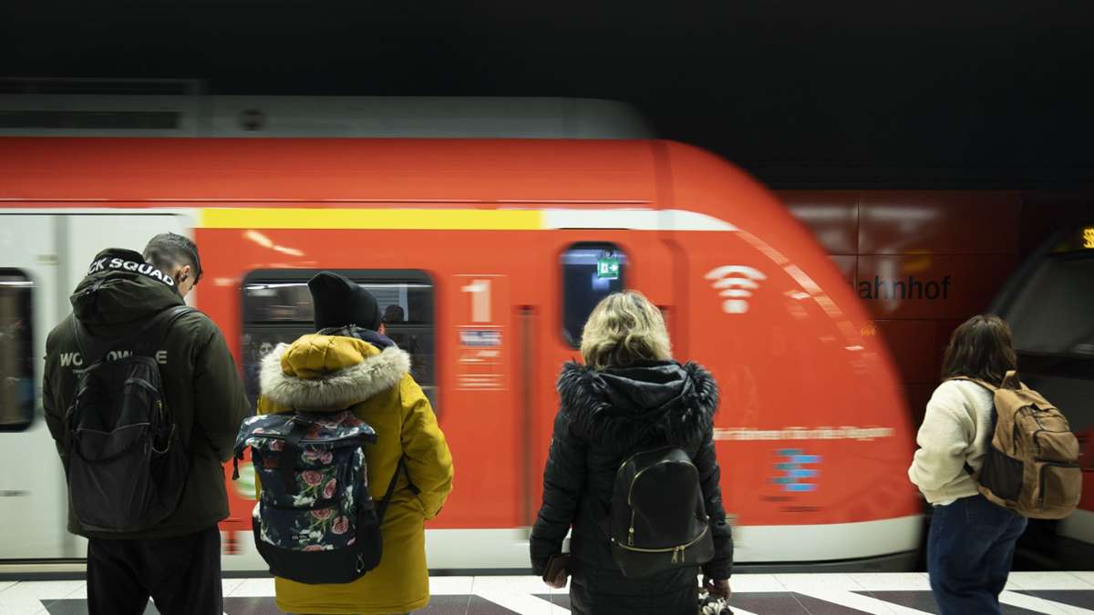 Streik bei der Deutschen Bahn: GDL fordert neues Angebot der Bahn bis Sonntagabend