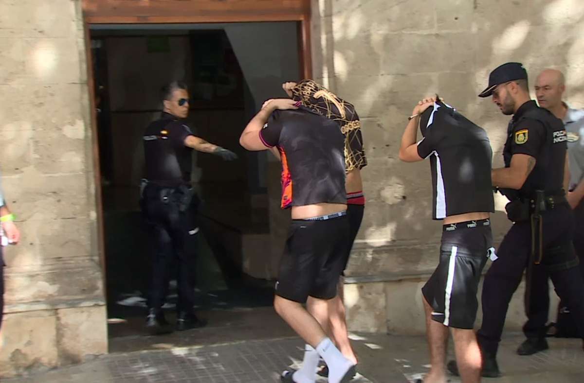 Vergewaltigungsvorwurf auf Mallorca: Fünf Urlauber aus Deutschland  in U-Haft