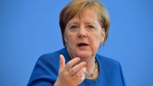 Merkel rät zu Verzicht auf soziale Kontakte