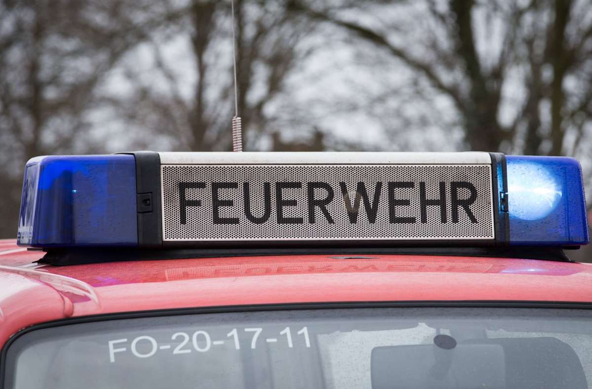 Brand auf Hallendach bei Ravensburger: Fünf Arbeiter nach Feuer bei Spielwarenhersteller in Klinik