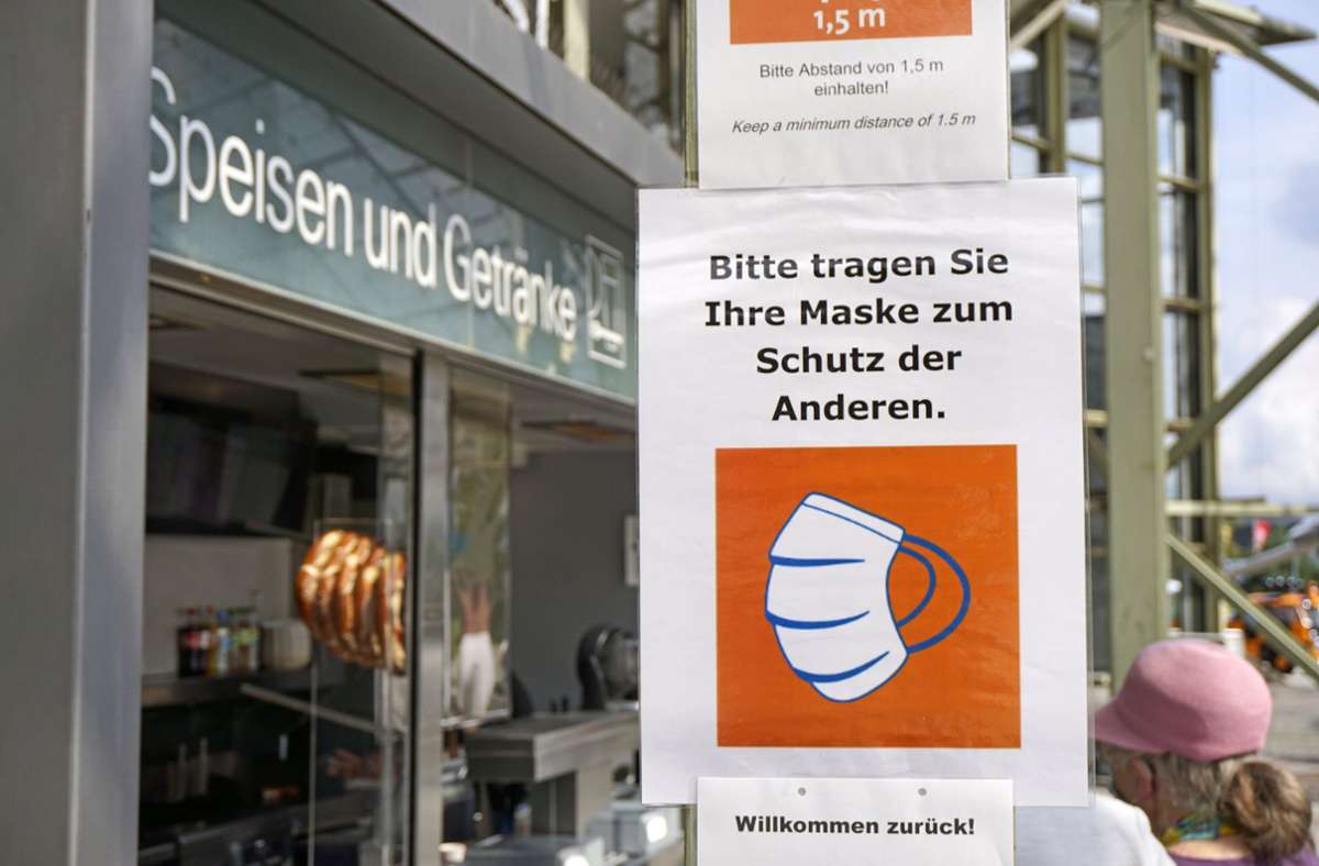 Corona-Regeln in Baden-Württemberg: Maskenpflicht in Restaurants  für Gäste wieder verschärft