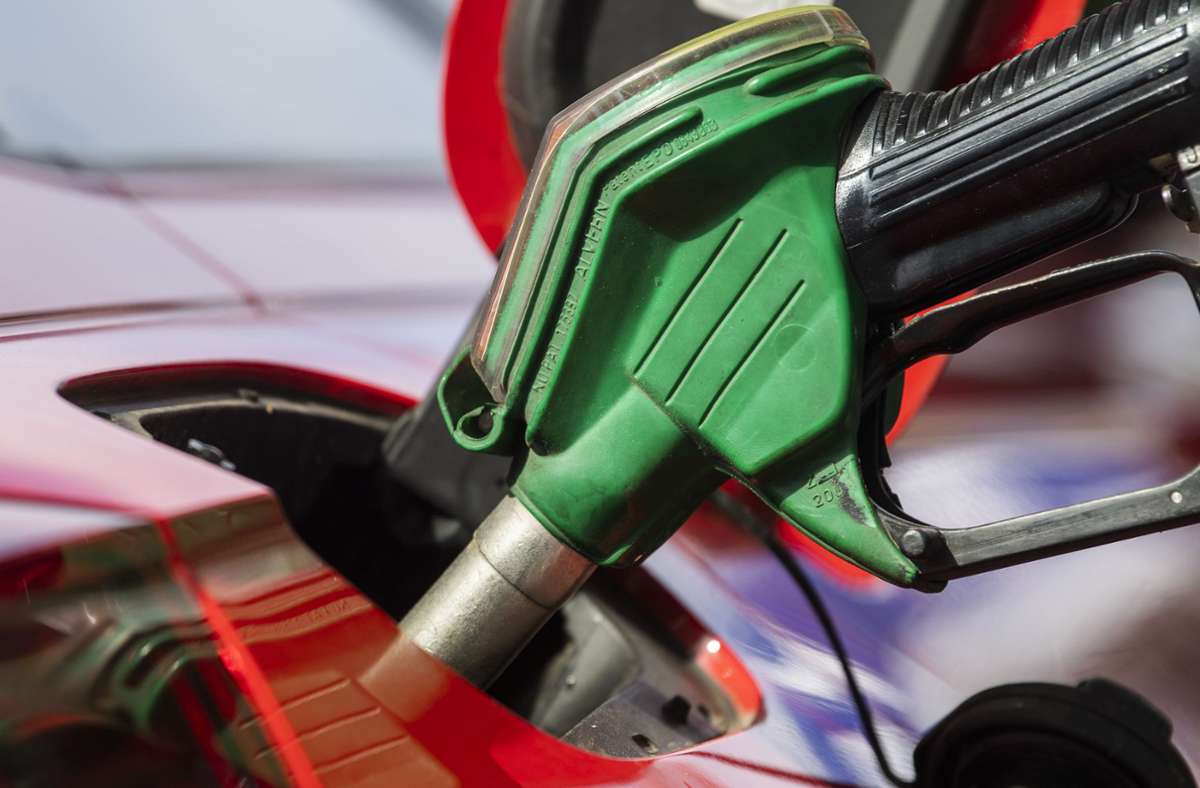 Spritpreise in Stuttgart: Benzin kostet wieder um die 2 Euro