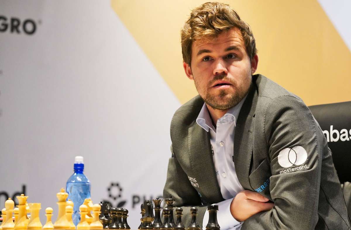 Schach-WM in Dubai: Magnus Carlsen bleibt Schach-Weltmeister
