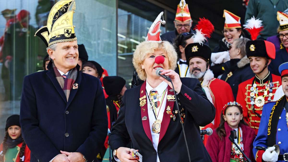 Fasnet und Karneval in Stuttgart: Gute Stimmung beim Karnevalsauftakt – doch die Unsicherheit bleibt