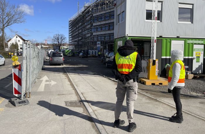 Großes Aufgebot in Leonberg: Zollkontrolle auf Bosch-Baustelle