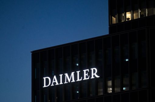 Verkaufseinbruch bei Daimler (Symbolbild) Foto: dpa/Marijan Murat