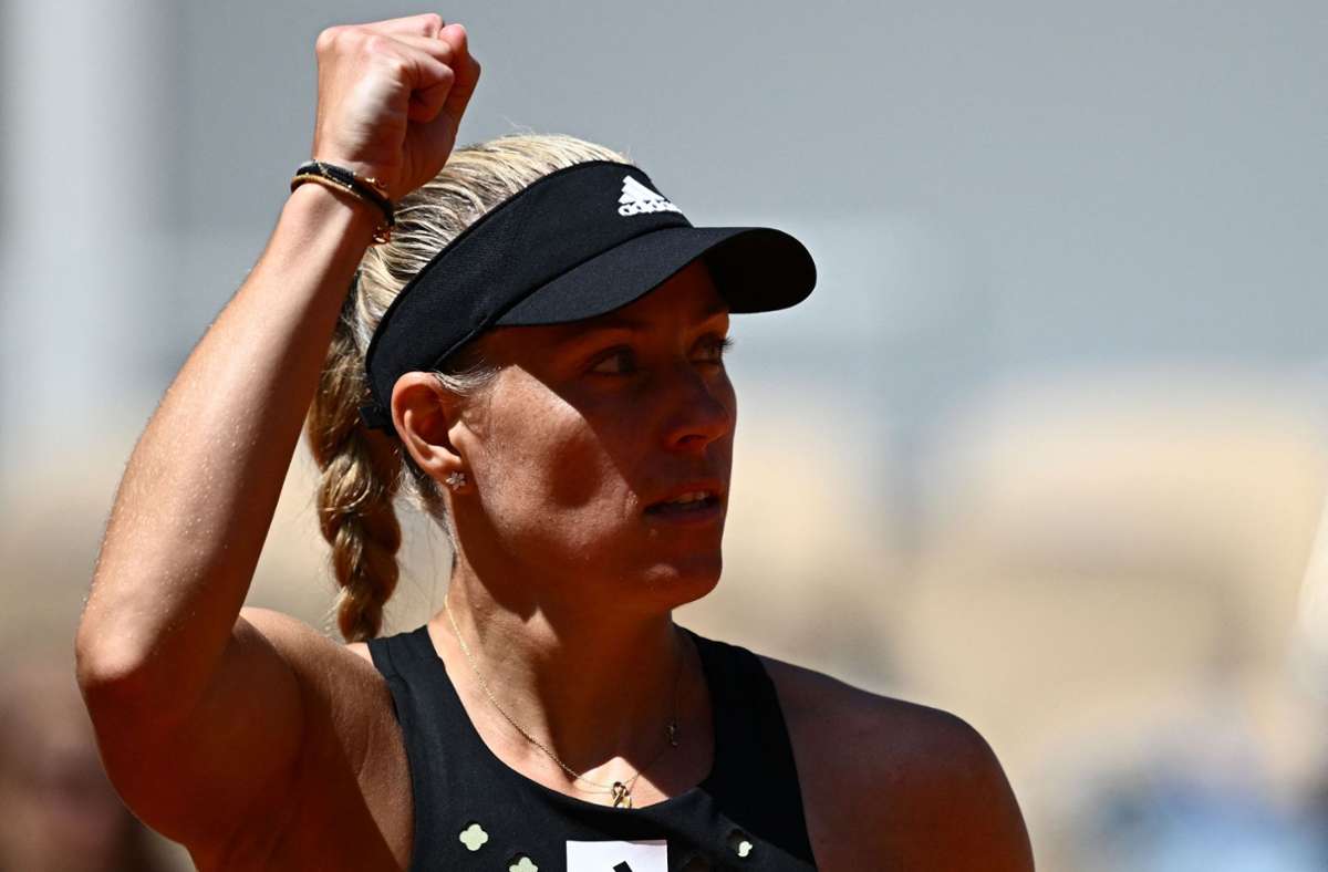 Angelique Kerber gewann gegen die französische Wild-Card-Spielerin Elsa Jacquemot mit 6:1, 7:6 (7:2). Foto: AFP/ANNE-CHRISTINE POUJOULAT