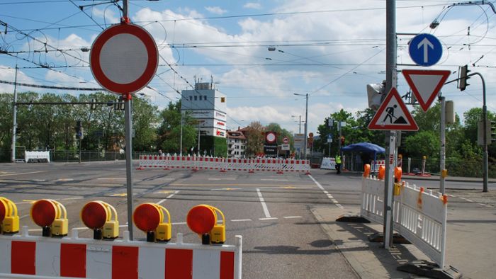Reaktionen auf gesperrte Rosensteinbrücke in Stuttgart: Sperrung  ist für viele eine Katastrophe
