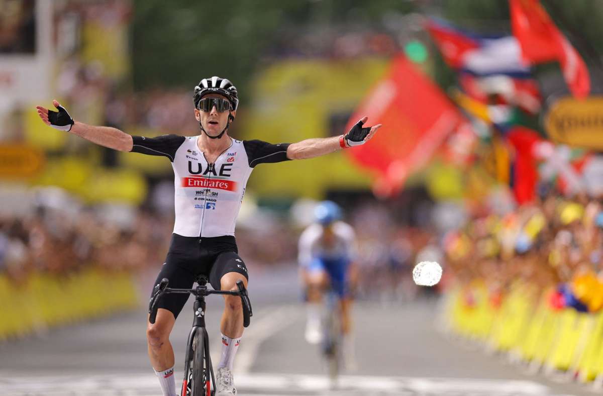 Tour de France: Adam Yates gewinnt Tour-Auftakt vor seinem Zwillingsbruder