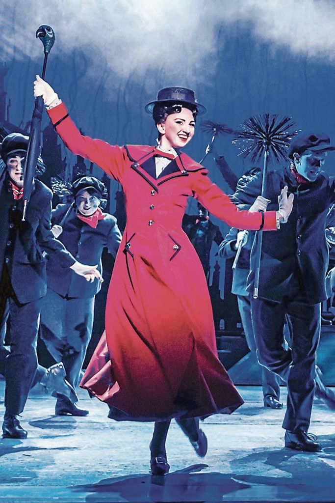 Musical „Tanz der Vampire“ kommt nach Wiederaufnahme gut an - Auch „Mary Poppins“ im Jahr 2017 erfolgreich: Graf von Krolock erneut ein Publikumsmagnet