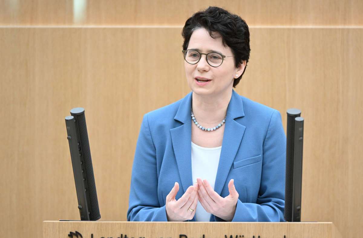 Marion Gentges: Justizministerin: Benutzen von „Z“-Symbol kann strafbar sein