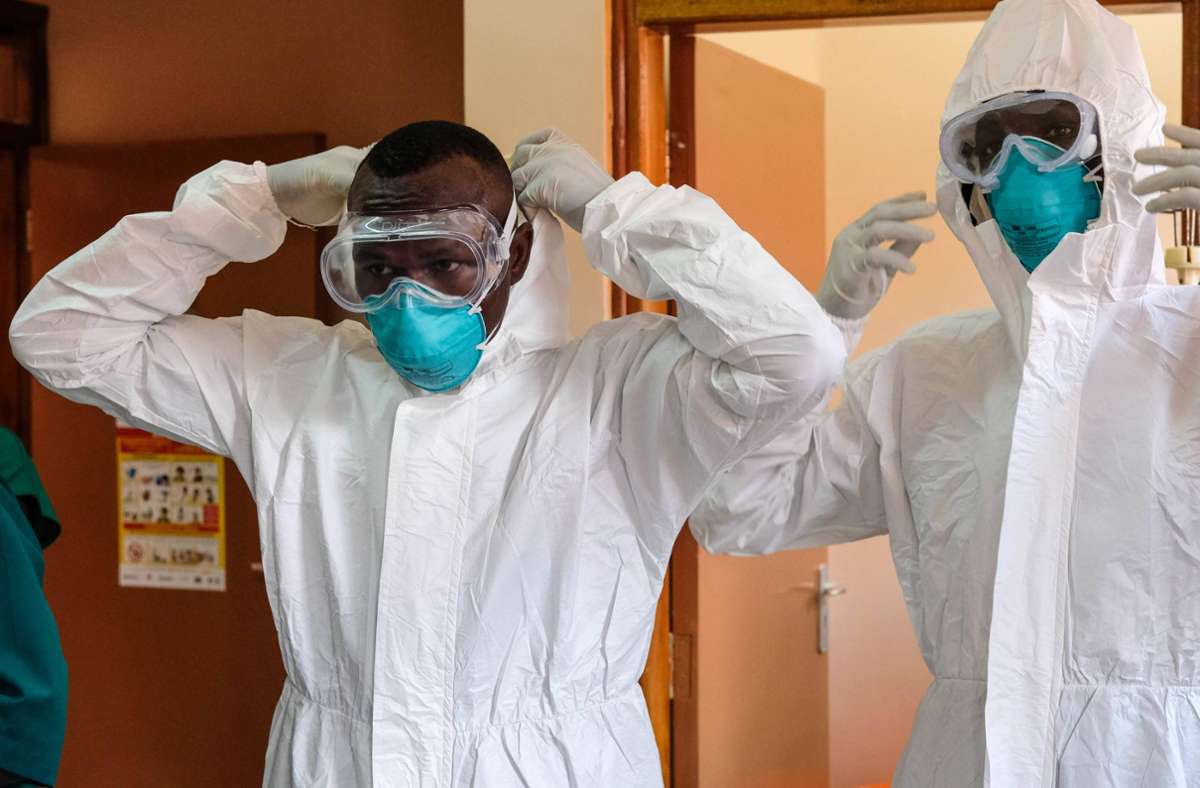 Ebola bedroht Uganda: Gottesdienste sind verboten