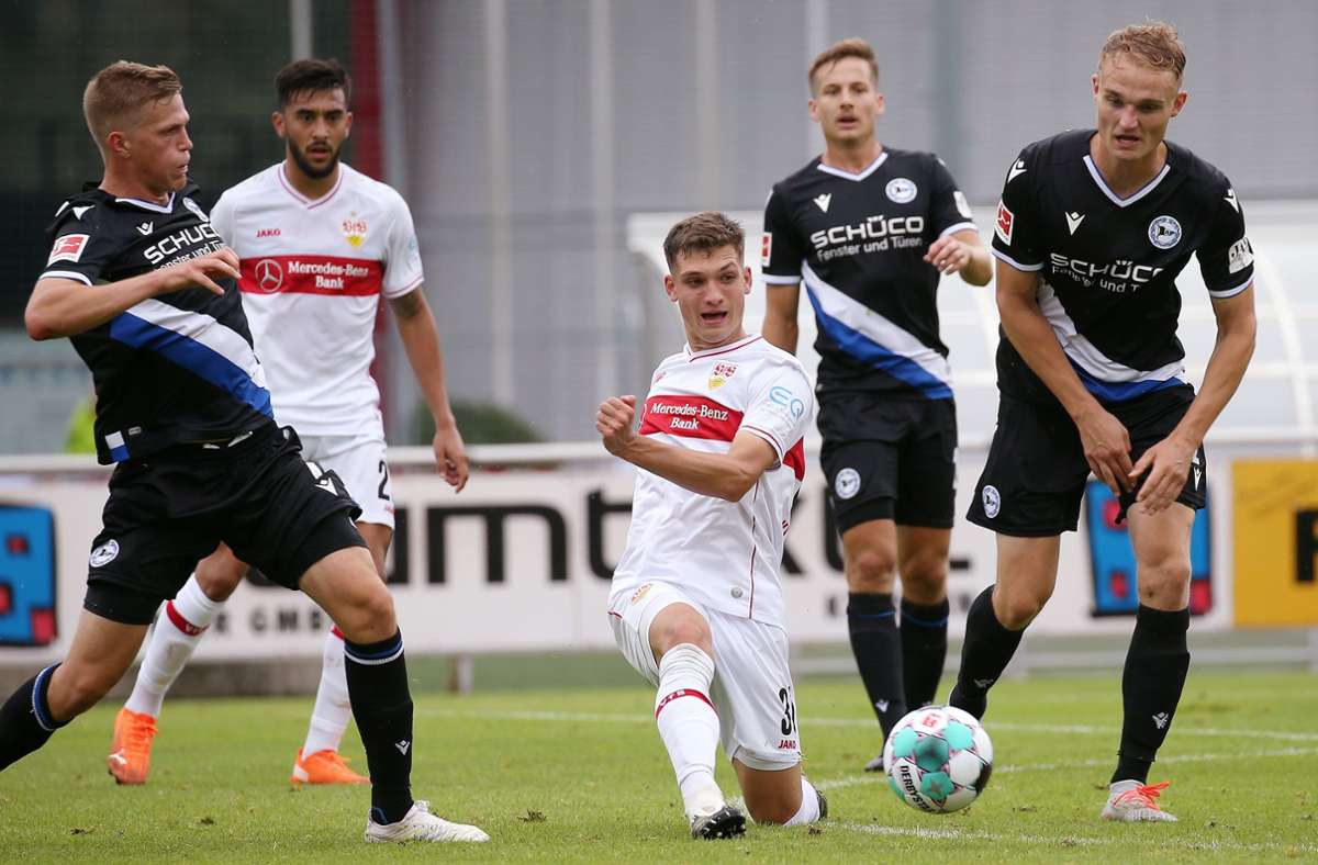 Spiel gegen Arminia Bielefeld: VfB Stuttgart gewinnt Test der Aufsteiger