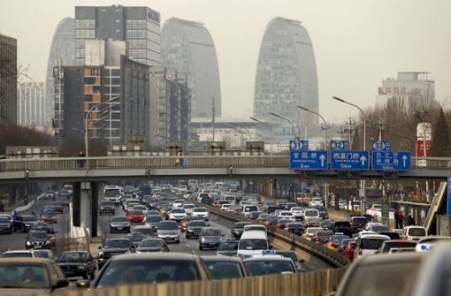 26 Millionen Autos werden jedes Jahr in China neu zugelassen – so viele wie in keinem anderen Land der Welt. Foto: dpa/Rolex Dela Pena
