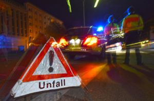 Unfall in Wangen: Betrunken gegen Waschstraße gefahren