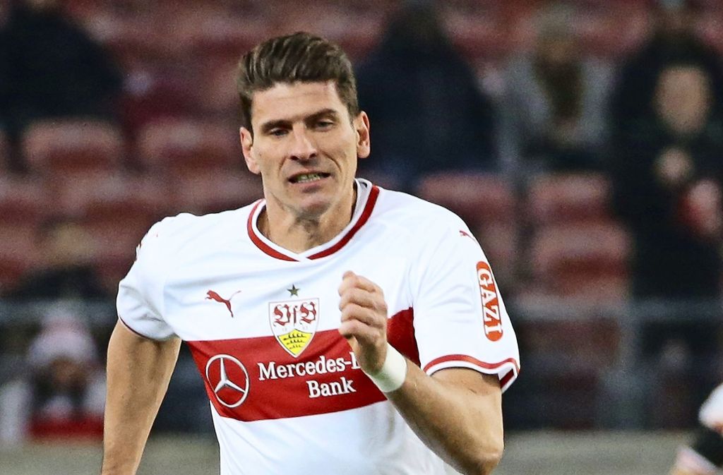 Nach 734 torlosen Minuten führt der Stürmer den VfB zum Sieg: Gomez macht den Unterschied