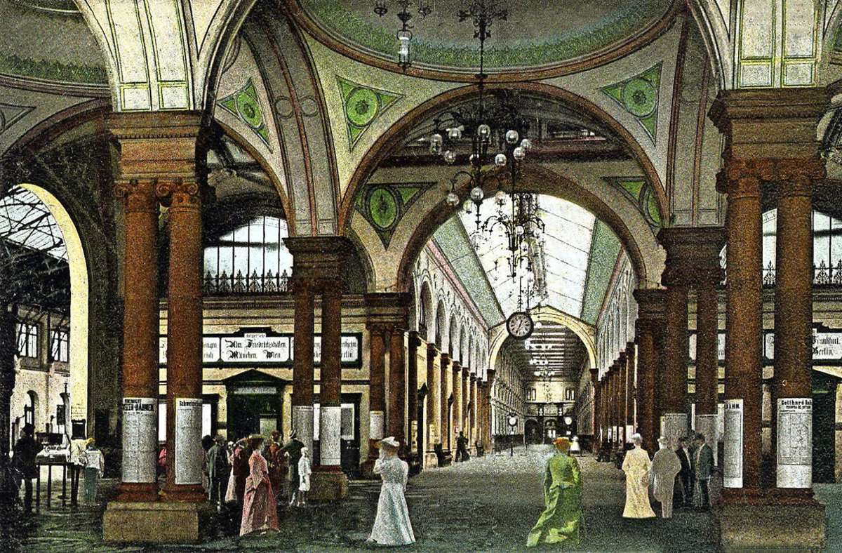 Die alte Eingangshalle  um 1908.
