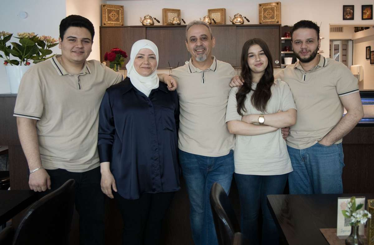 Familie Shaiknagib aus Syrien betreibt in Stuttgart-West das  Restaurant Levante.