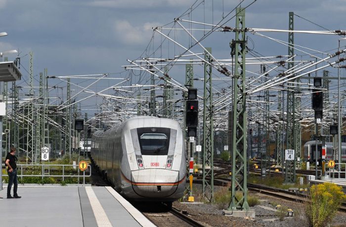 Deutsche Bahn: GDL erneuert Streikdrohung