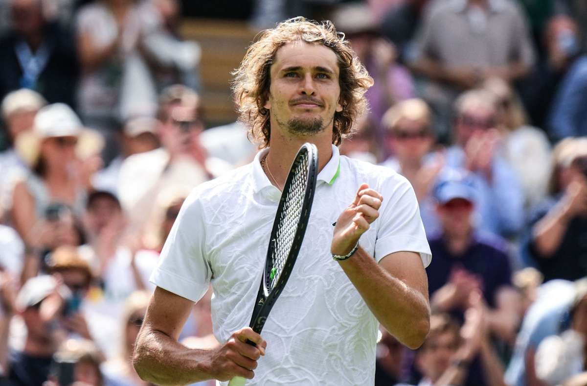 Tennis in Wimbledon: Alexander Zverev erreicht am vierten Tag die zweite Runde