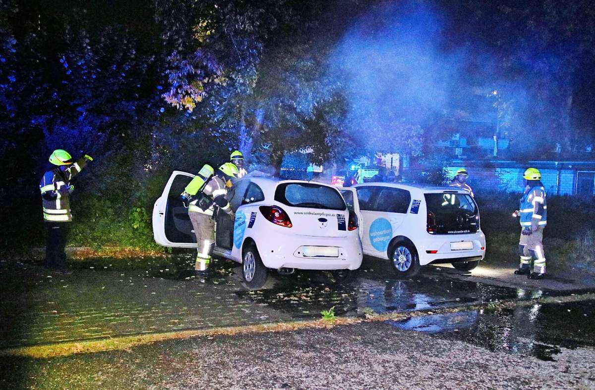 Freibadparklatz in  Kernen: Wieder Auto  in Flammen – geht die Brandserie weiter?