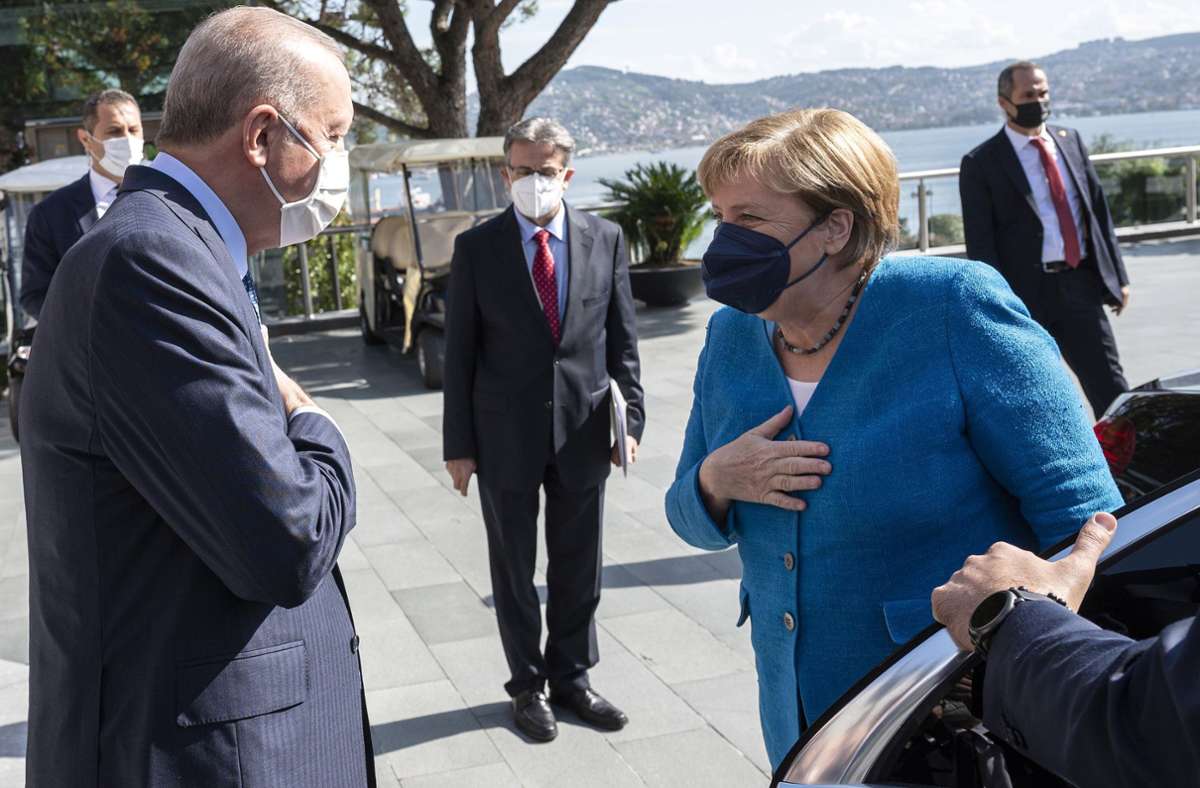 Der türkische Staatspräsident Erdogan empfängt Bundeskanzlerin  Merkel in Istanbul. Foto: dpa/Guido Bergmann