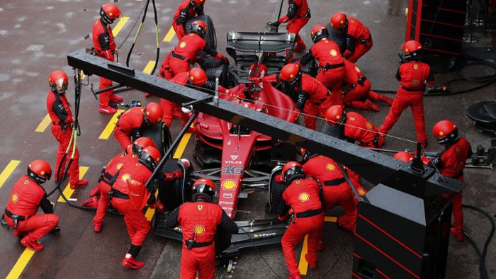 Wie Ferrari sich im WM-Kampf selbst ein Bein stellt