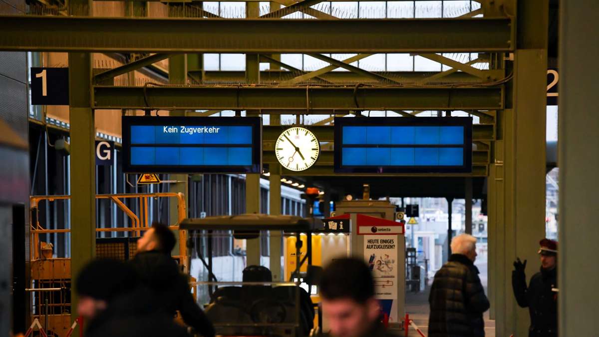 Stuttgart: Hauptbahnhof wegen Polizeieinsatzes kurzzeitig  gesperrt