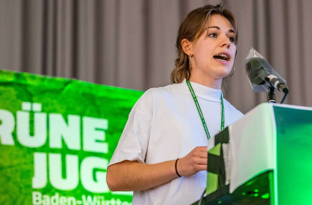 Sarah Heim, Landessprecherin der Grünen Jugend, ermahnt den Ministerpräsidenten, zur Parteilinie zu stehen. Foto: Grüne Jugend