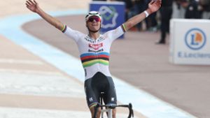 Van der Poel gewinnt Paris-Roubaix