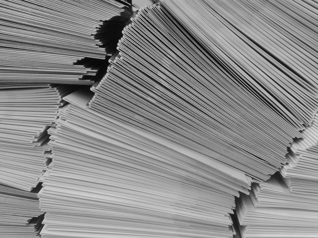 Polizei ermittelt gegen Postboten: Hunderte Briefe im Müll gefunden