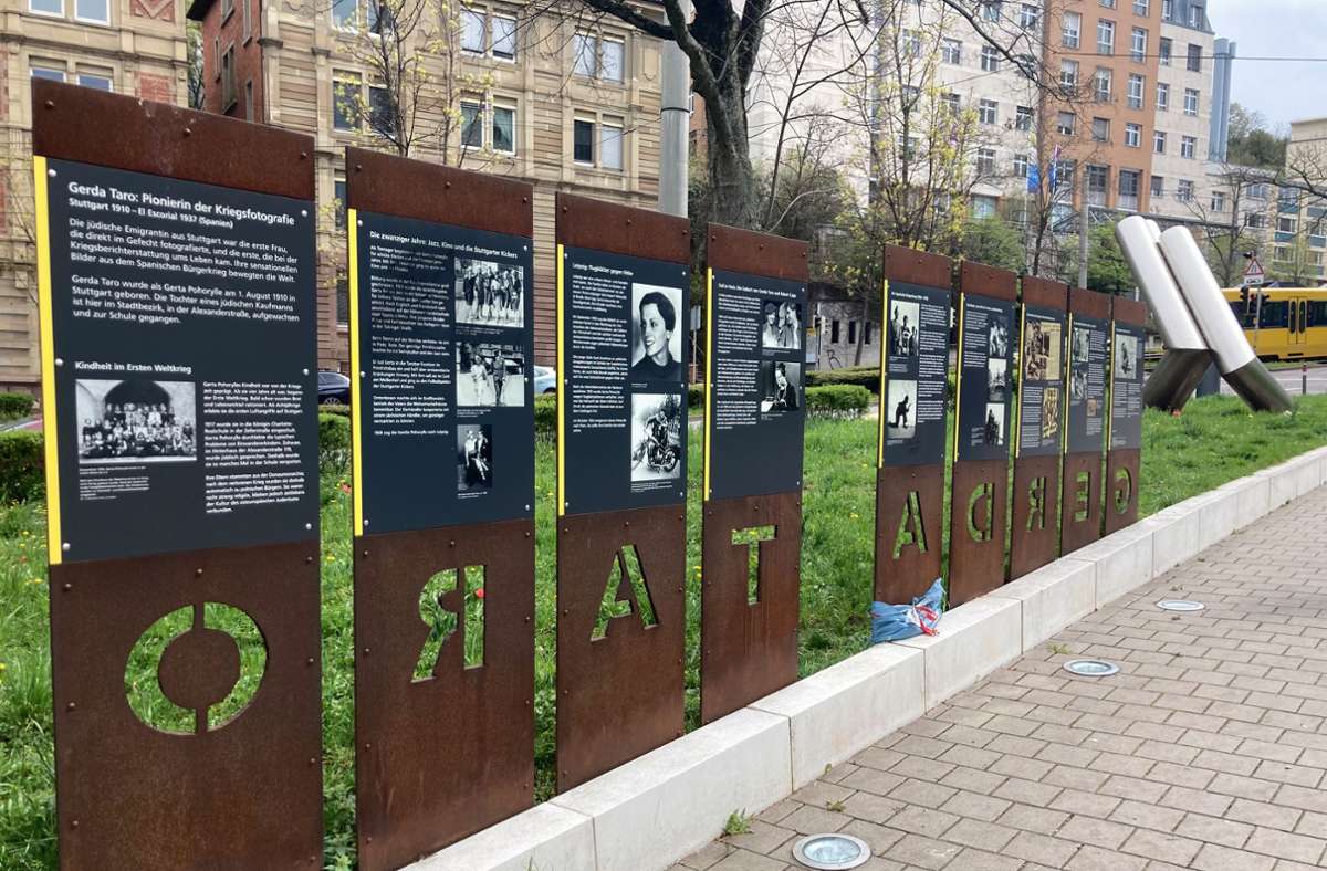Hakenkreuze an Gedenktafeln: Antisemitischer Akt  am Taro-Platz