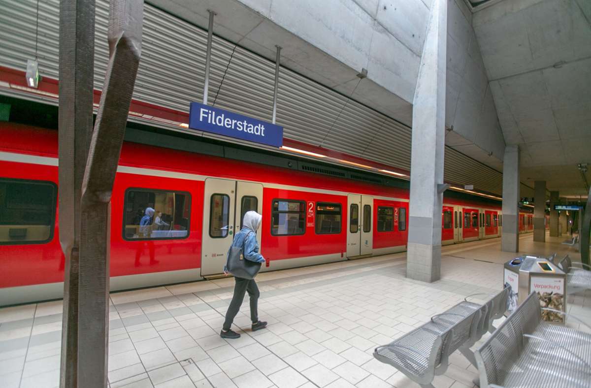 15-Minuten-Takt auf S 2 nach Filderstadt: Regionalräte pfeifen Verband zurück