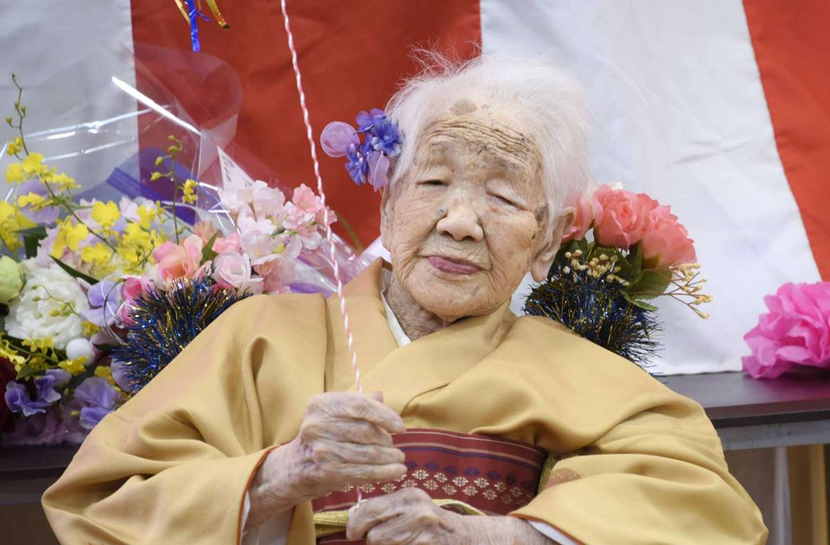 Älteste Frau der Welt und Corona: Frau Tanaka sitzt die Pandemie aus